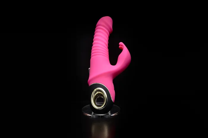 Vibrators Kays Risque Thrust in Me